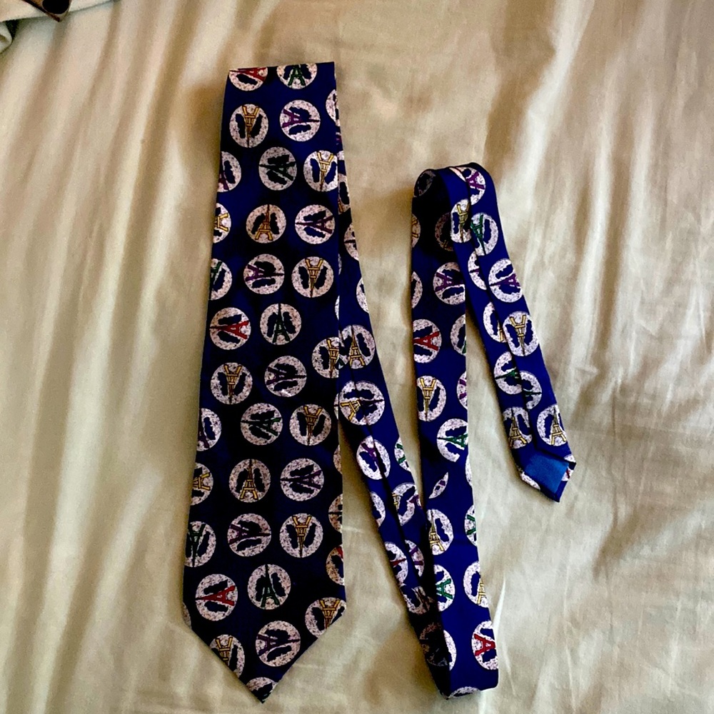 Tie